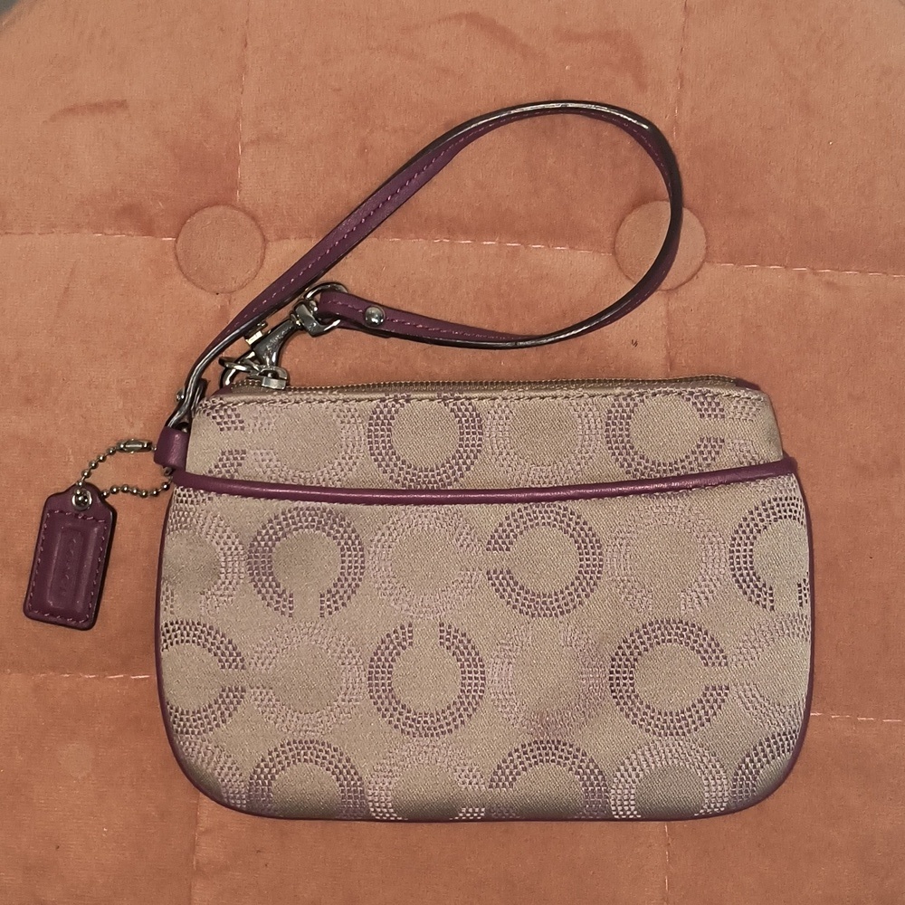 Coach Dot Op Art Small Wristlet